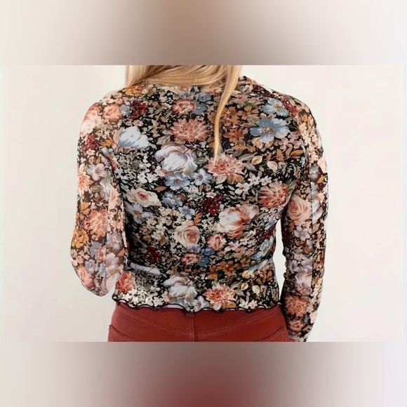 Floral Long Sleeve Top - Picture 3 of 6